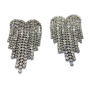 Grey rhinestones heart earrings - Image 1