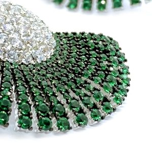 Forest green earrings embroidered with zircons - Image 2