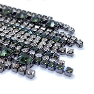 Shiny rhinestone tassel earrings - Image 2