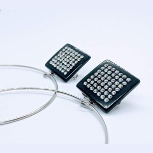 NIO Hoop Earrings - Image 3