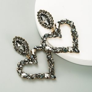 Rhinestone Heart earrings - Image 1